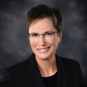 Theresa Carter Headshot